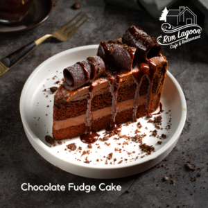 Chocolate Fudge Cake ริมลากูนคาเฟ่ มีนบุรี ร่มเกล้า ลาดกระบัง